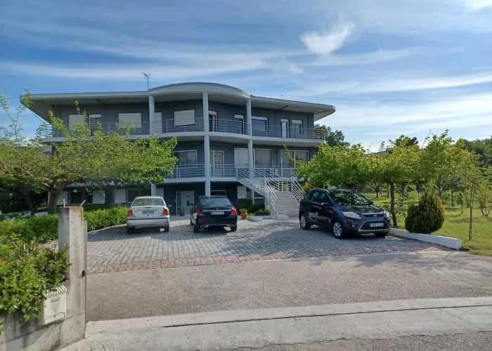 Lägenhet Casa In Giardino Kalampaka